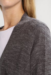 Vero Moda Kardigan - mottled dark grey