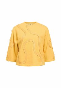 Unselected, daffodil