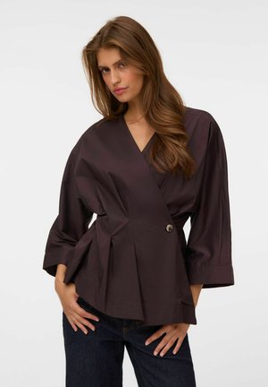 Vero Moda, SHIRT AWCELIA SHIRT - Blouse - chocolate torte