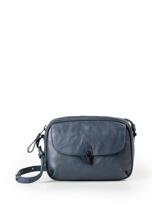 Marineblaue Leder-Umhängetasche mit Vorderklappe, schwarzer Schnalle und verstellbarem Riemen vor weißem Hintergrund.