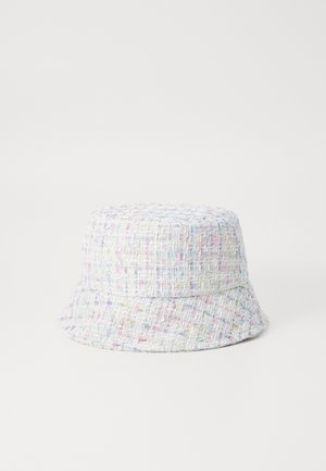 Bucket hat made of textured fabric, featuring a multicolored pastel pattern. Rounded top with a wide, flexible brim.