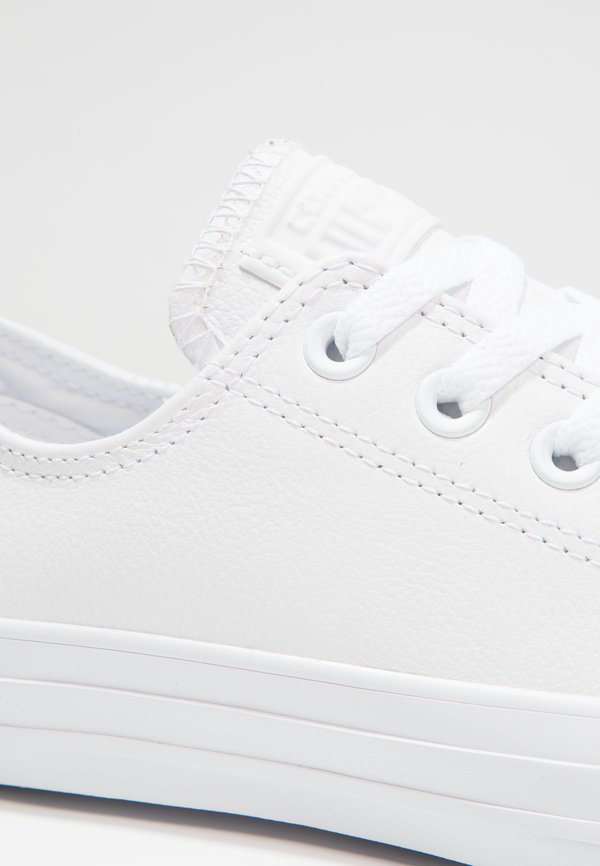 CHUCK TAYLOR ALL STAR OX UNISEX - Trainers2