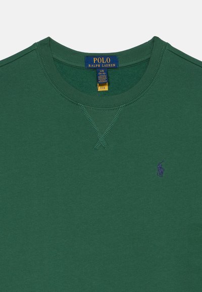 Πράσινο φούτερ Polo Ralph Lauren με στρογγυλή λαιμόκοψη, μπλε κεντημένο λογότυπο στο στήθος και ραμμένη λεπτομέρεια V κάτω από τη γιακά.