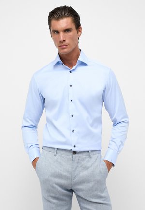 MODERN FIT Luxury Shirt in weiß unifarben | weiß | Langarm | 42