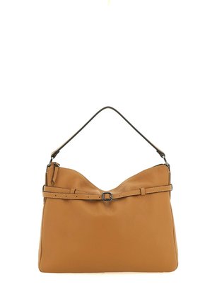 Borsa in pelle color cuoio con una singola tracolla superiore, dettaglio fibbia frontale e chiusura con zip su un lato.