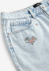 Farkkushortsit - bleach