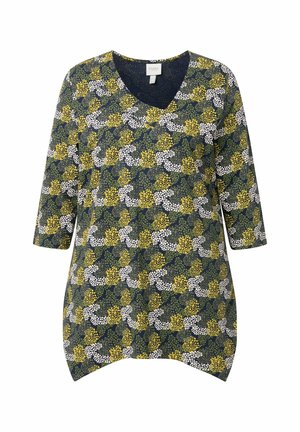 Tunika a fantasia floreale con base blu navy, decorata con fiori gialli e bianchi, maniche a tre quarti e scollo a V.