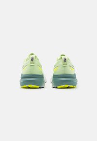 ASICS GEL-KAYANO 31 - Løpesko for vei - cool matcha/celadon