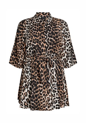 Lühikeste varrukatega leopardimustriga kleit krae ja vööga, millel on mustad, pruunid ja valged täpid kangal.