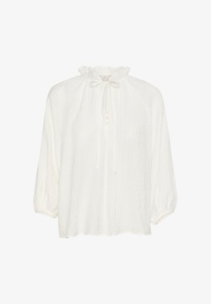 Blusa de tela blanca arrugada con un escote con volantes, cordón y detalles de botones. Cuenta con mangas sueltas y abullonadas.
