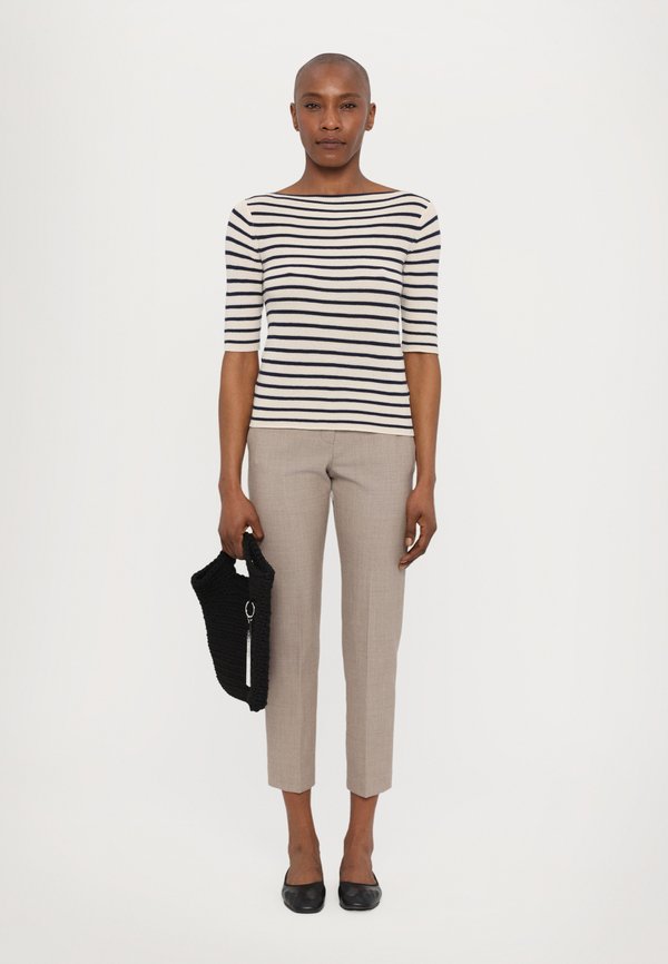 PASSATA - Jumper - ice2