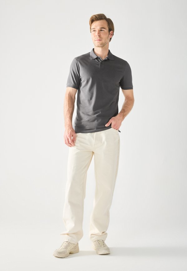 Polo shirt - forged iron3