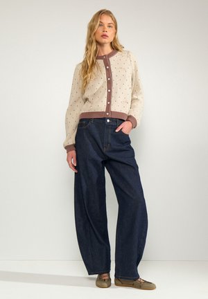 Nümph, NUAMSTERDAM HR BARREL JEANS P3012 - Wide Leg - dark blue denim