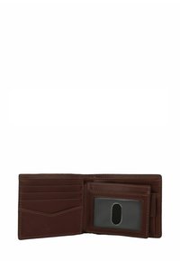 Portefeuille en cuir brun avec plusieurs fentes pour cartes, une poche transparente pour la carte d'identité et des coutures contrastées. Texture lisse et forme rectangulaire.
