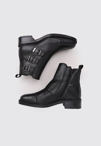 Sandra Fontán VELILLA - Boots à talons - black