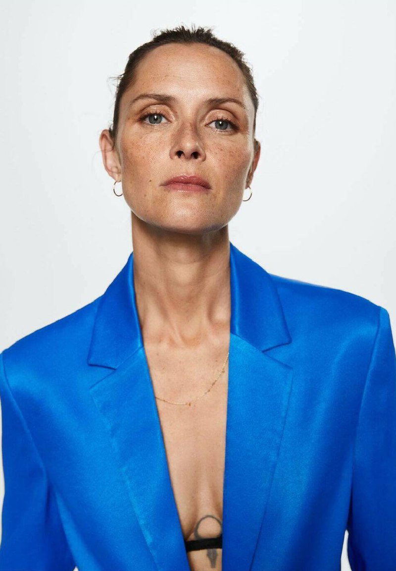 Damen Leichte Jacken | Mango CHELSEA Blazer blue/dunkelblau - SB12538 Damen Leichte Jacken | Mango CHELSEA Blazer blue/dunkelblau - SB12538