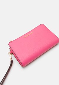 MICHAEL Michael Kors WRISTLET - Portafoglio - camila rose