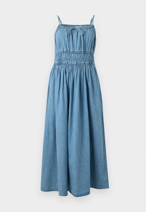 GAP, SMOCKED MAXI DRESS - Day dress - light wash