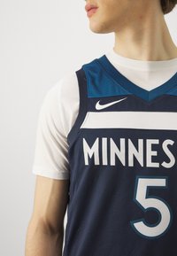 Nike Performance MINNESOTA TIMBERWOLVES ANTHONY EDWARDS - Klubové oblečenie - college navy