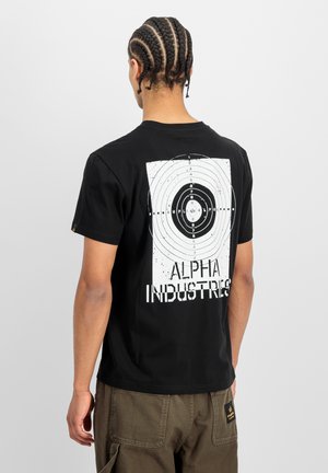 Alpha Industries, ALPHA INDUSTRIES MEN - T-SHIRTS TARGET BACKPRINT T-SHIRT - Majica kratkih rukava s printom - black