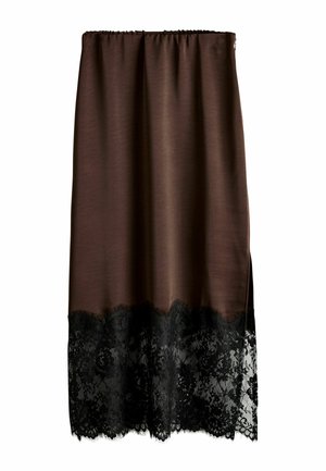 Hnedá saténová sukňa s čiernou kvetinovou čipkovou lemovkou a bočným rozparkom, siahajúca pod kolená.