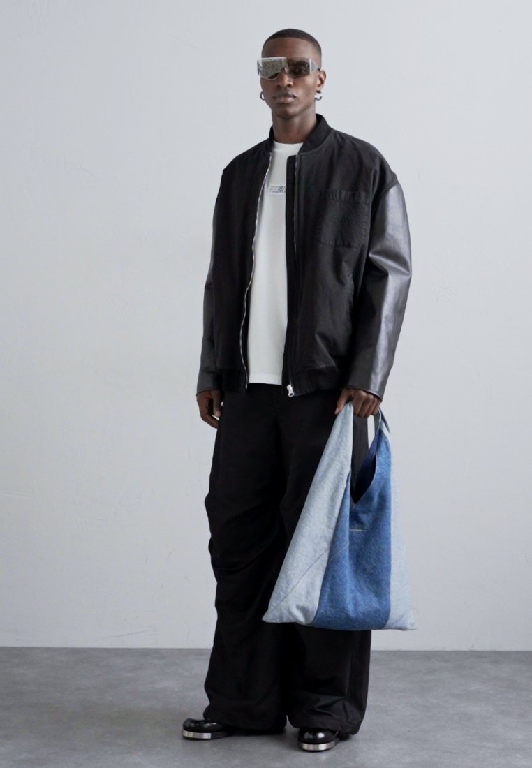大人気 【MM6】 Maison Margiela Japanese Tote Bag Mm6 Maison Margiela Japanese Tote Bag | TikTok