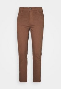 Pantalones de mezcla de algodón marrón con un ajuste slim, que cuentan con un cierre frontal de botón, bolsillos y una textura simple y suave.
