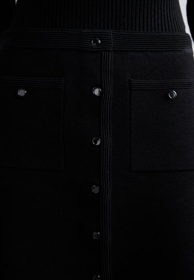 sandro JUPE TRAPEZE POCHES  - Falda acampanada - noir