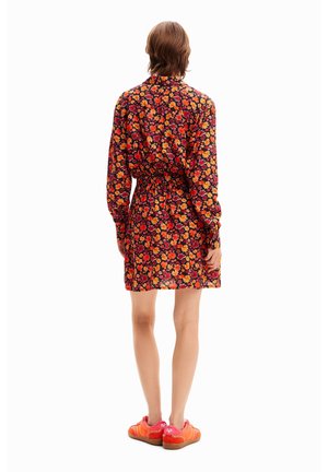 Abito a camicia - red