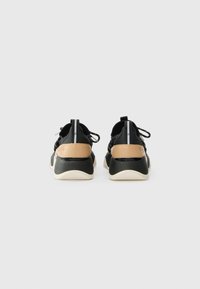 Sorel KINETIC™ IMPACT II - Joggesko - black/honest beige