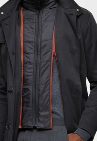 Selected Homme Abrigo corto - black
