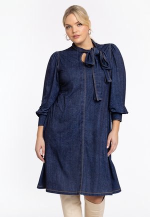 MIT SCHLEIFE - Denimkjoler - blue