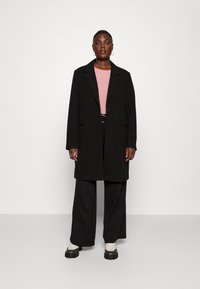 ONLY Carmakoma CARNANCY  - Krátký kabát - black