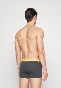 Nike Underwear TRUNK 3 PACK - Cuecas boxer - yellow ochre/game royal/anthracite