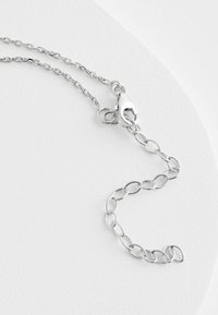Next HAMMERED DISC  - Halskæder - silver coloured