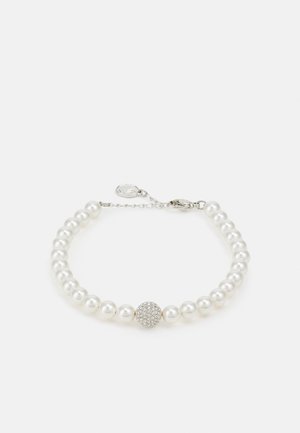 Pearl bracelet with a central rhinestone-encrusted bead and a silver clasp with an adjustable chain on a white background.