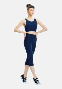 Winshape FUNCTIONAL COMFORT SB103C - Sujetadores deportivos con sujeción ligera - dark blue
