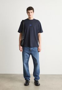 HUGO NALONO - T-shirts med print - dark blue