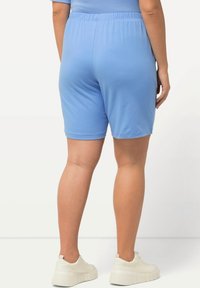 Ulla Popken BERMUDA  - Šortky - cloud blue