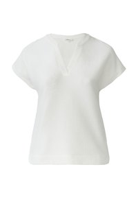 Witte korte mouw top met een V-hals, gemaakt van gestructureerde stof met subtiele horizontale ribbels en een ontspannen pasvorm.
