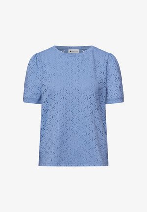 Lyseblå kortærmet bluse med tekstureret hulmønstret design og rund halsudskæring fra Street One, vist mod en hvid baggrund.