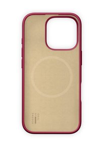 Telefonetui med en burgunderram og en beige bagside. Har et cirkelformet mønster og teksten "IDEAL OF SWEDEN" i en subtil print. Holdbart materiale.