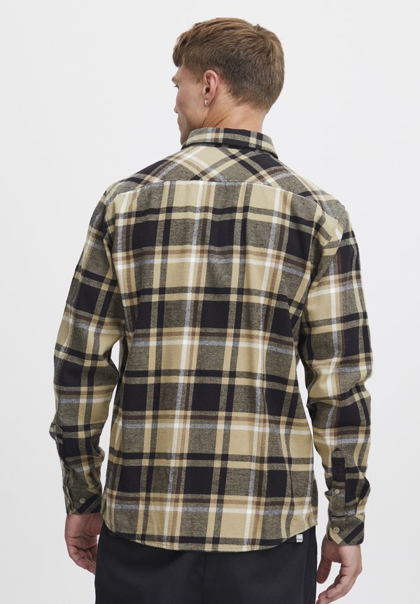 SDCraig - Shirt - tree house4