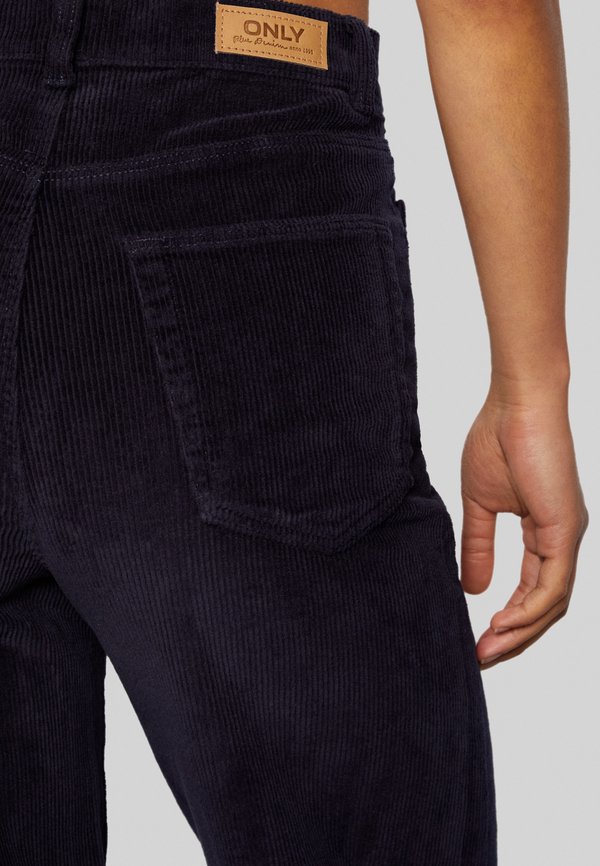 ONLHOPE GLOBAL EBBA POCKETS - Trousers - night sky3