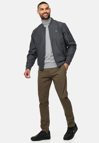INDICODE JEANS Chino - army