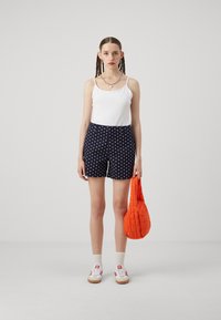 GAP FITTED  - Toppi - white