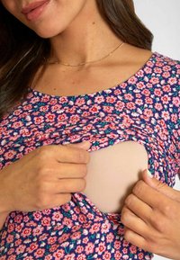 JoJo Maman Bébé FLORAL PRINT MATERNITY NURSING - Rochie de zi - pink