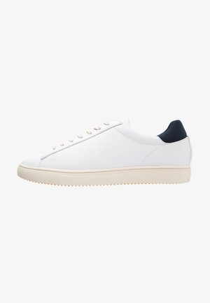 BRADLEY ESSENTIALS - Trainers - white