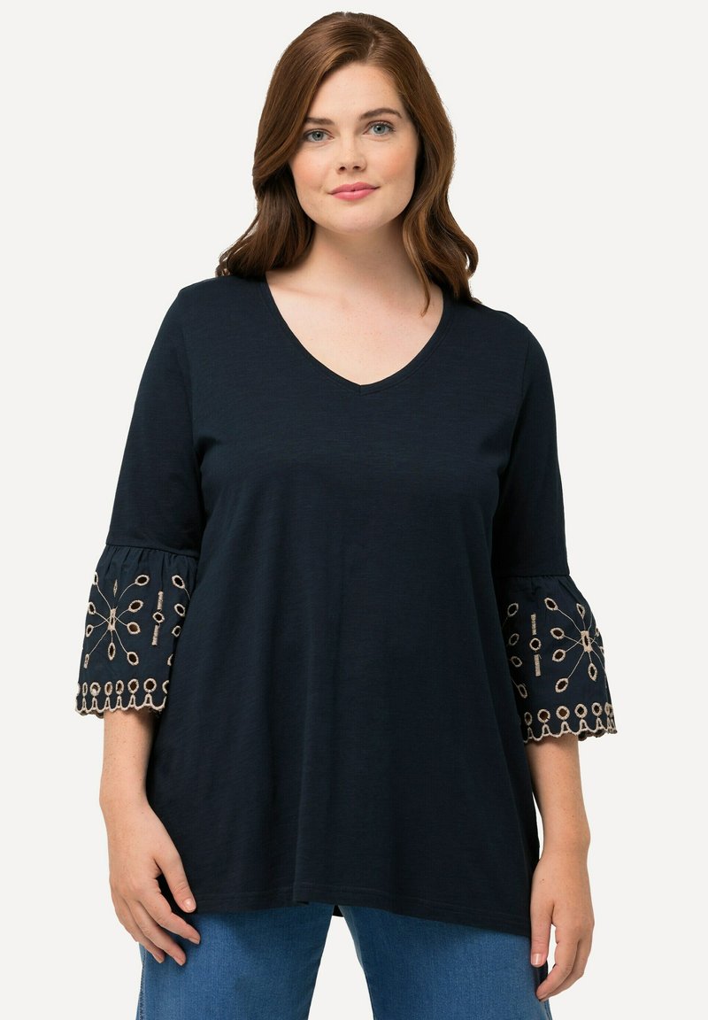 Ulla Popken EMBROIDERED TULIP SLEEVE TEE - Langarmshirt - navy blue