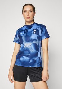 Nike Performance TOTTENHAM HOTSPURS ACADEMY TOP PREMATCH - Futbola krekls - binary blue/white